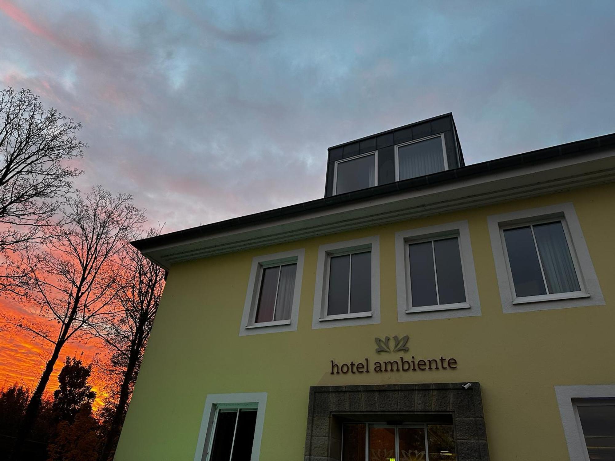 Hotel Ambiente Dortmund Exterior photo