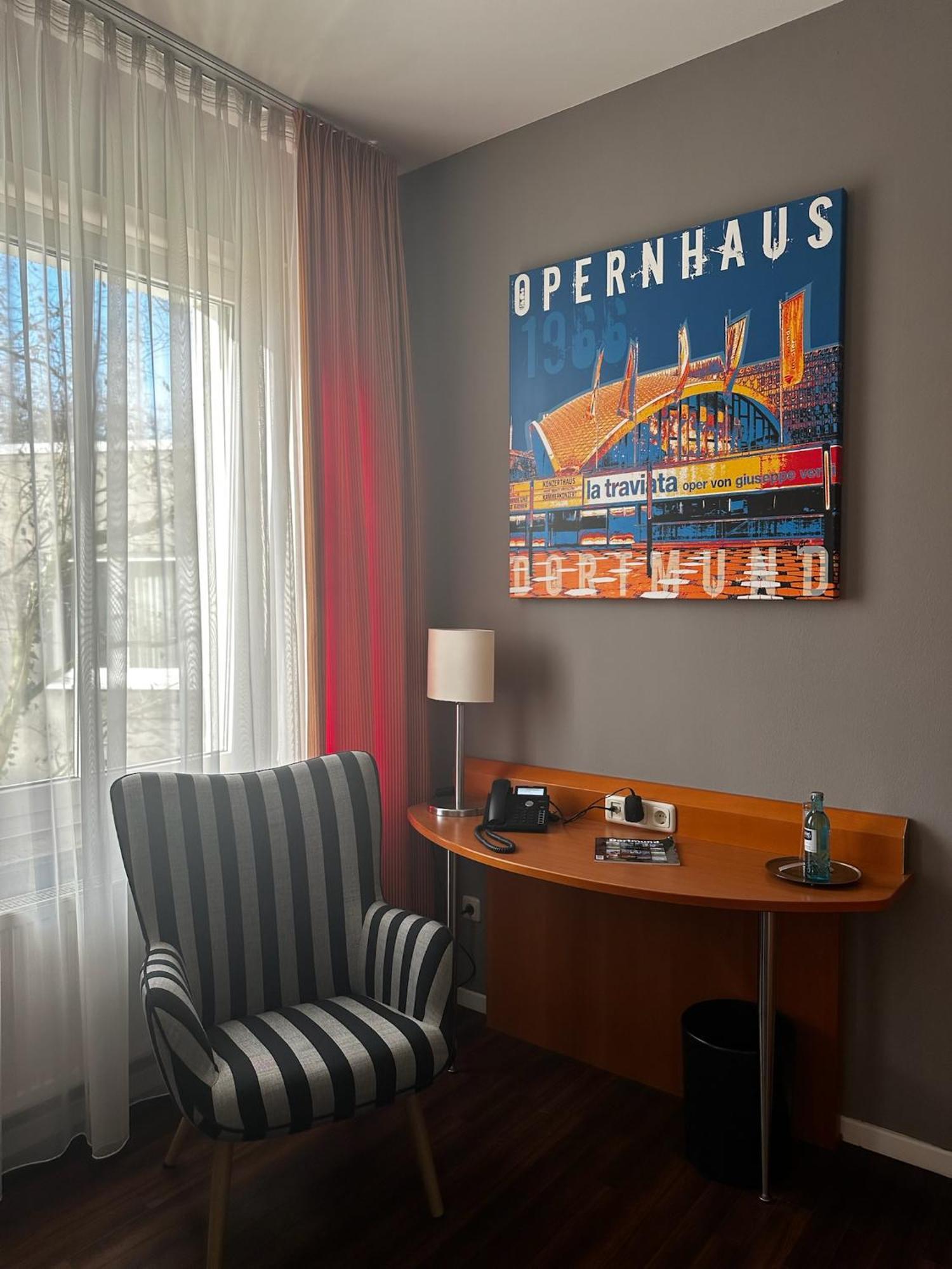 Hotel Ambiente Dortmund Exterior photo